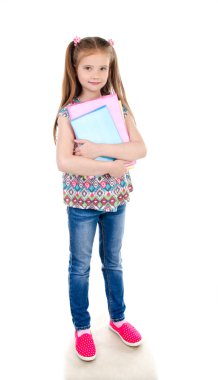 Kız öğrenci izole kitap ile gülümseyen portresi 