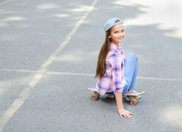 Smiling Cute Little Girl Child Sitting Skateboard Preteen Penny Board — Stock Photo, Image