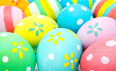 izole renkli Elişi Paskalya yumurtaları 