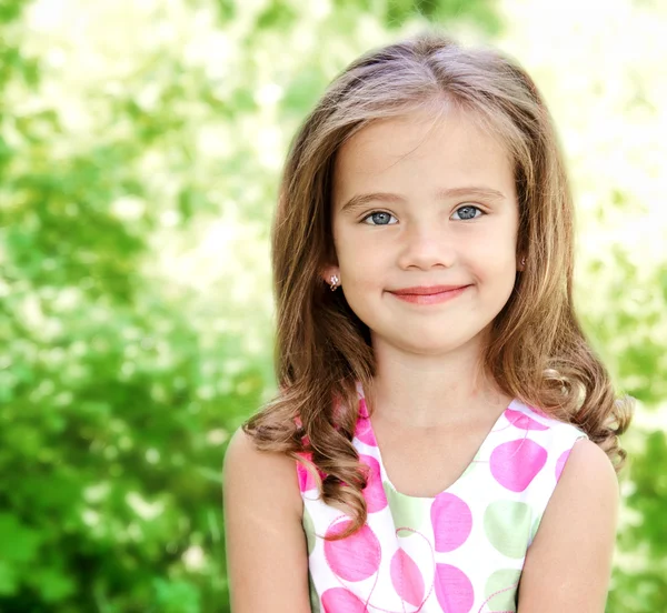 Portrait of adorable smiling little girl — Stock Photo, Image