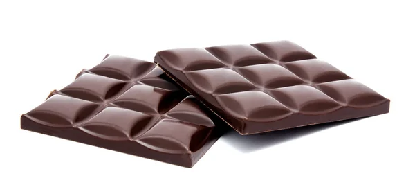 Barre di cioccolato fondente stack con briciole isolate — Foto Stock