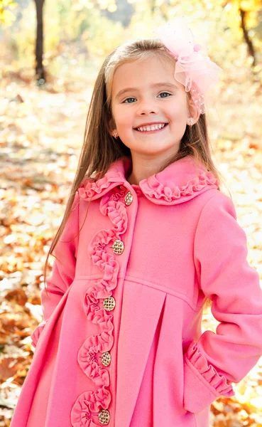 Autumn portrait of adorable little girl — Stock Photo, Image