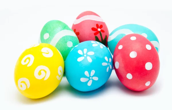 Ідеальні барвисті великодні яйця ручної роботи — стокове фото