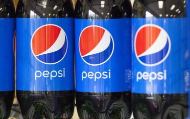 2-litre Pepsi şişe