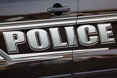 polis arabası