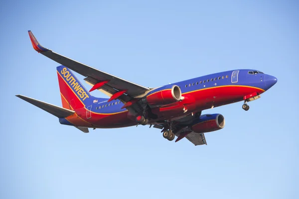 Southwest Airlines 737 Commercial Jet Airplane — Stock Photo, Image
