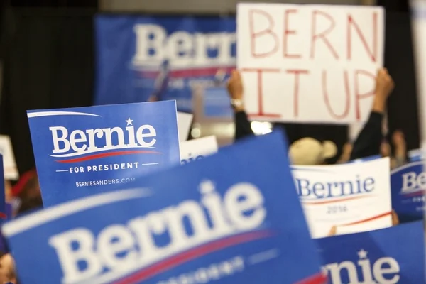 Bernie Sanders Rally Signs — Φωτογραφία Αρχείου