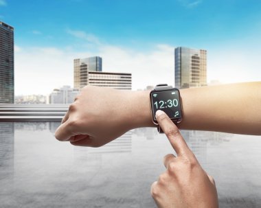 El ayarı smartwatch zamanında