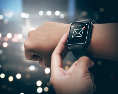 Okunmamış ileti simgesi ile akıllı izle