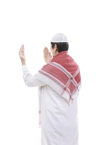 Giovane uomo musulmano che prega — Foto Stock