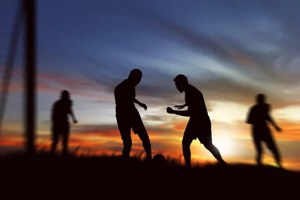 Jogadores de futebol pronto para chutar bola — Fotografia de Stock