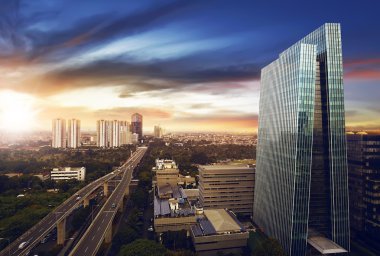 Gece şehir Jakarta