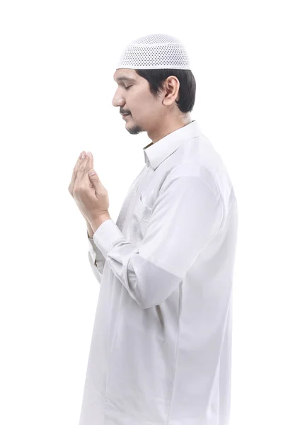 Homme asiatique musulman prier pour dieu — Photo