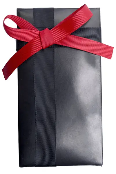 Coffret Cadeau Noir Avec Ruban Rouge Isolé Sur Fond Blanc — Photo