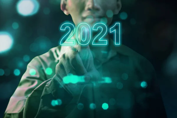 사업가 2021 화면에 2021 — 스톡 사진