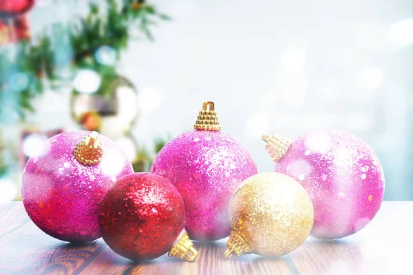 Adorno Navidad Colorido Una Mesa Madera Con Árbol Navidad Con — Foto de Stock