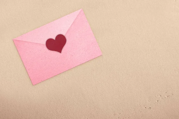 Pink Envelope Heart Textured Background — Stock Photo, Image