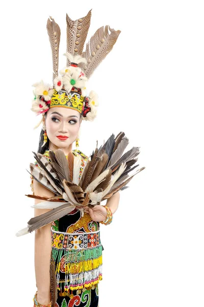 Asiatische Frau Tanzt Ostkalimantan Traditionellen Tanz Giring Giring Tanz Isoliert — Stockfoto