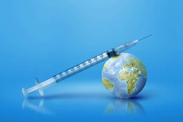 Injectiespuit Van Covid Vaccinatie Voor Wereld — Stockfoto