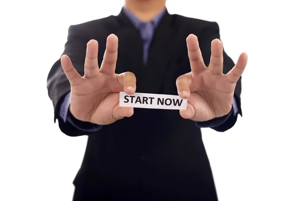 Man Holding Paper With Start Now Text — Stok Foto