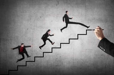 İş takım yarışı üst merdiven