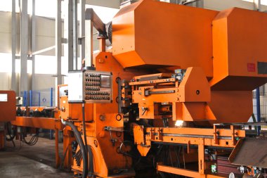 soğuk metal kesme makineleri