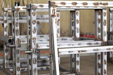 metal yapılar çeşitli unsurları