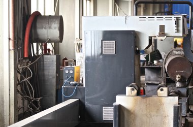 Terminal makine aleti
