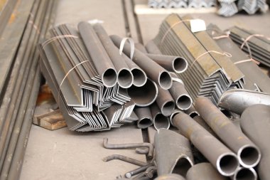 metal profiller bir öğesi olarak hazırlanan