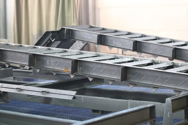 metal yapılar çeşitli unsurları