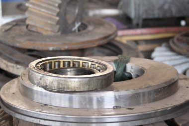 onarım için çeşitli yedek parçalar