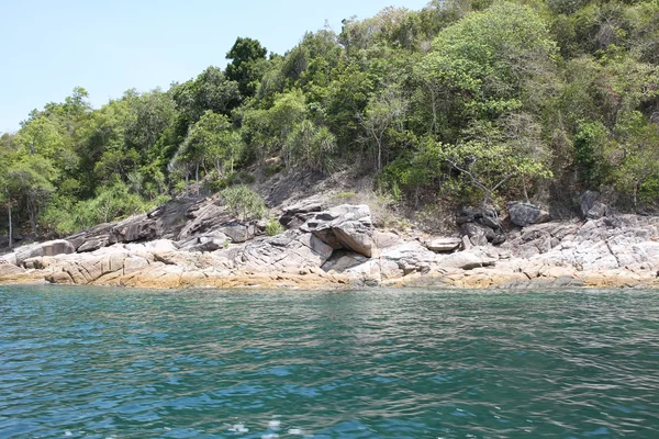 Festői kilátás nyílik a part, Koh Lipe Island-szigetek — Stock Fotó