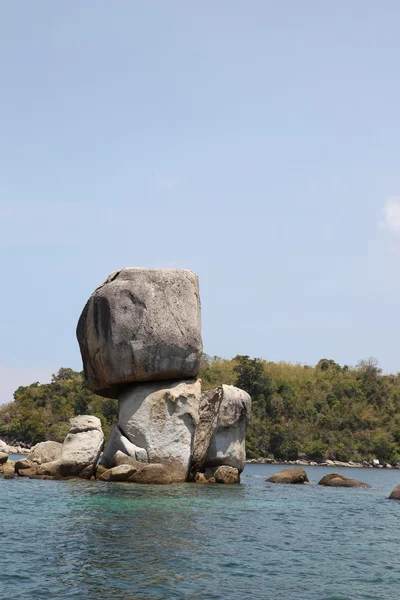 Natursköna vyer över kusten i skärgården ön Koh Lipe — Stockfoto