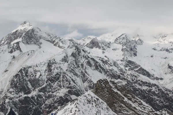 Malerischer Blick auf die Berge, Skigebiet Dombay — Stockfoto