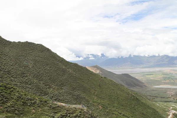 The kaki bukit dari Tibet — Foto Stok Gratis