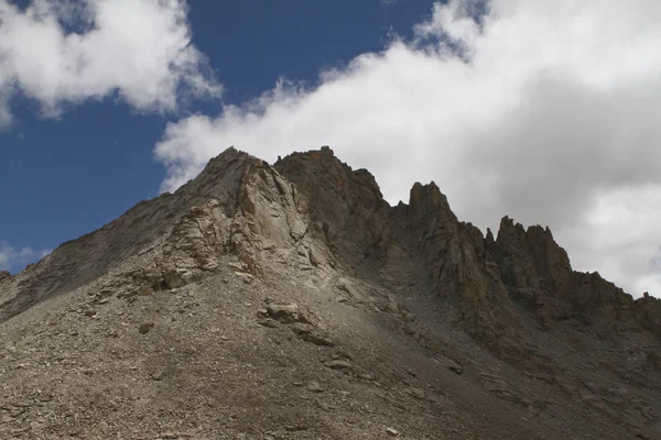 Scenic udsigt over bjergene i Tibet - Stock-foto