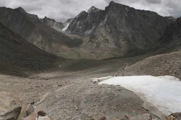 Pemandangan indah dari pegunungan Tibet. — Foto Stok Gratis