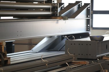 metal yapılar çeşitli unsurları