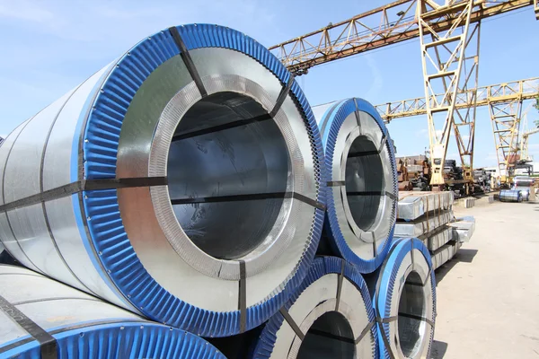 Haddelenmiş polimer kaplama ile galvanizli çelik