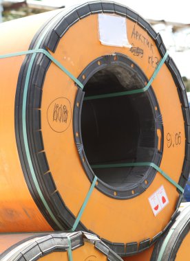 Haddelenmiş polimer kaplama ile galvanizli çelik