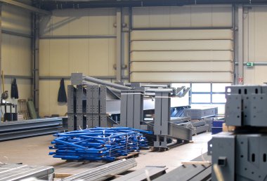 metal yapılar çeşitli unsurları