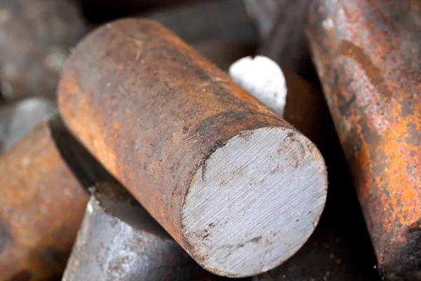 Runde Knüppel aus Metall — Stockfoto