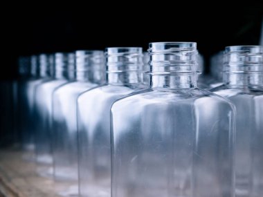 Plastik PET Şişe Üretim Hattı Şişelemeye Hazır.