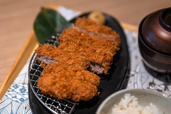 Costeleta Porco Japonesa Uma Mesa — Fotografia de Stock