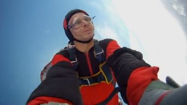  Öğretim üyesi ve öğrenci ile tandem atlama.