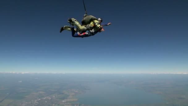  Saut en tandem avec instructeur et élève .