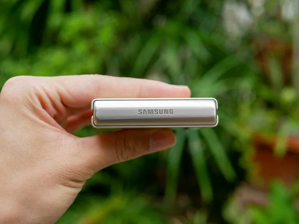 Bangkok Tayland Ağustos 2021 Samsung Resmi Olarak Son Katlanabilir Akıllı Stok Resim