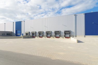 Gemiden yükleme ile depo dış
