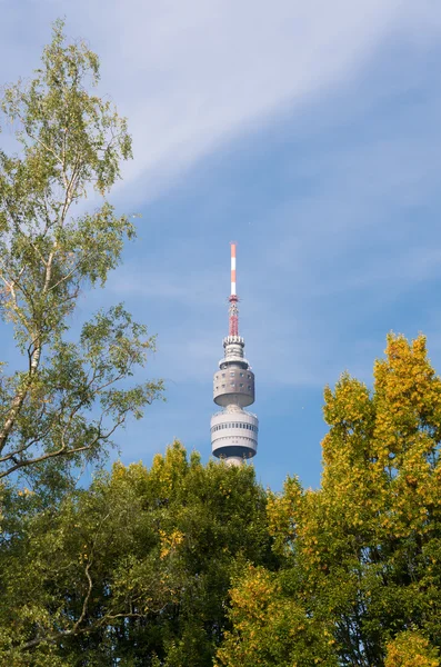 Torre de telecomunicações em Dortmund, Alemanha — Fotografia de Stock