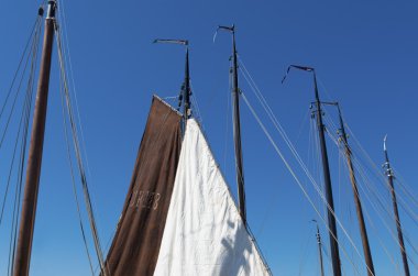 yelkenli tekne direkleri